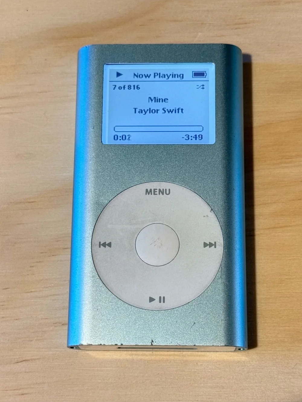 iPod Mini 1st Gen Model:A1051 4GB Sky Blue Tested Good w/816 Song Read Info Blw!